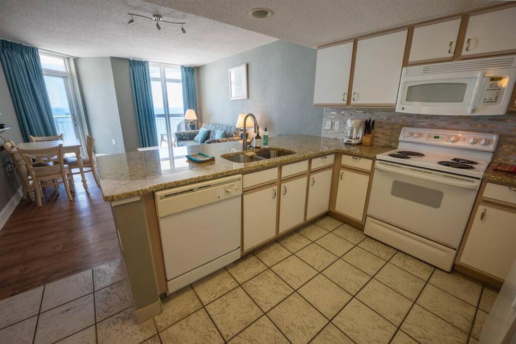 Baywatch Renovated, Unobstructed Oceanfront Views! Villa Myrtle Beach Exterior photo