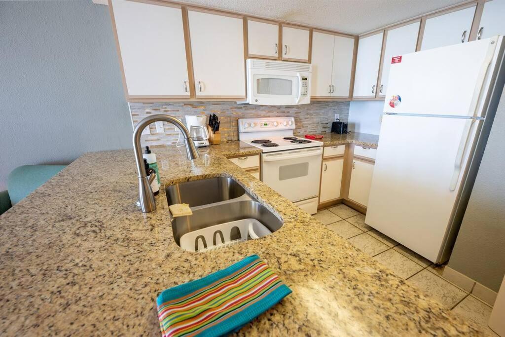 Baywatch Renovated, Unobstructed Oceanfront Views! Villa Myrtle Beach Exterior photo